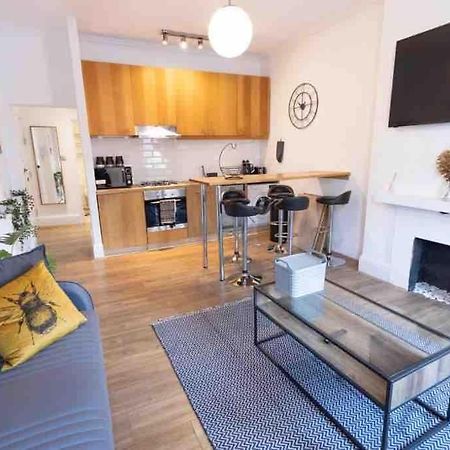 Lovely 2 Bedroom Apartment In Chelsea Sw3 Londres Extérieur photo