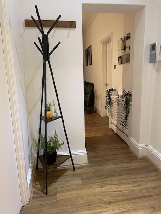 Lovely 2 Bedroom Apartment In Chelsea Sw3 Londres Extérieur photo