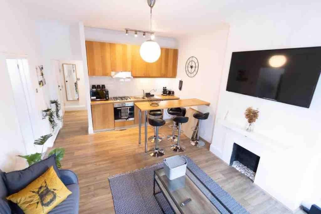 Lovely 2 Bedroom Apartment In Chelsea Sw3 Londres Extérieur photo