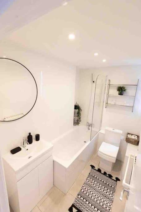 Lovely 2 Bedroom Apartment In Chelsea Sw3 Londres Extérieur photo