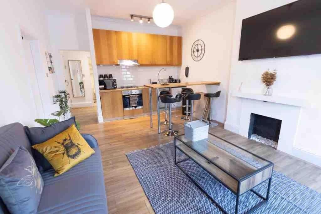 Lovely 2 Bedroom Apartment In Chelsea Sw3 Londres Extérieur photo