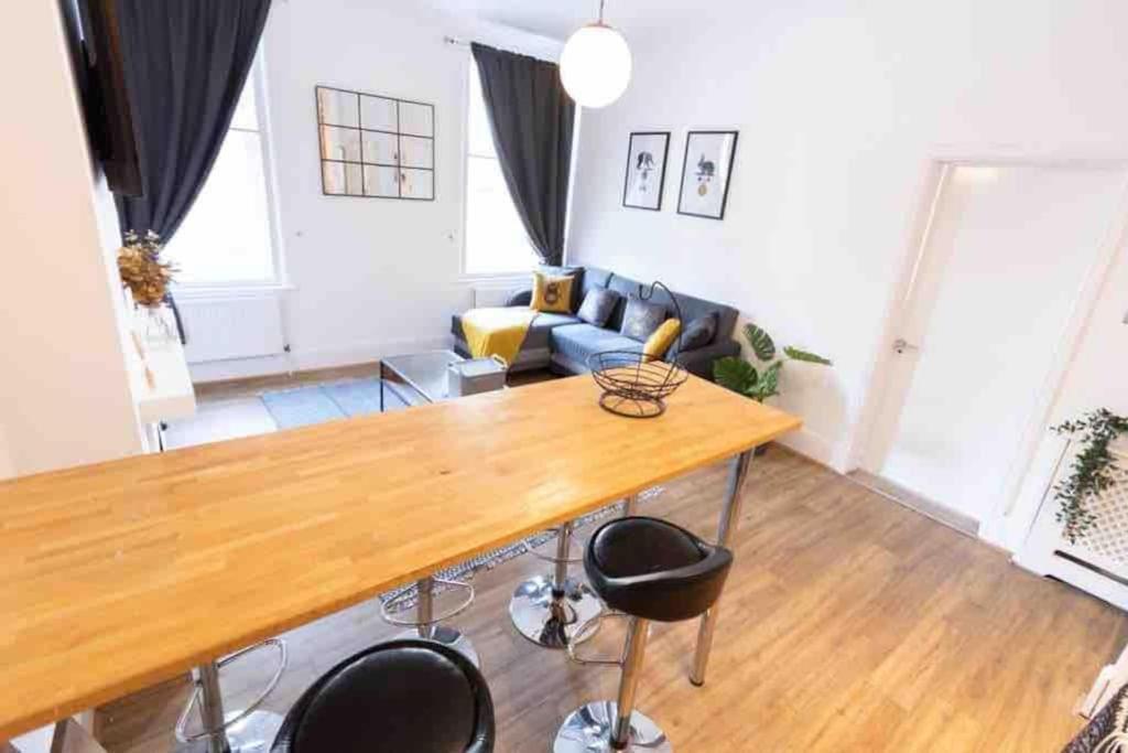 Lovely 2 Bedroom Apartment In Chelsea Sw3 Londres Extérieur photo